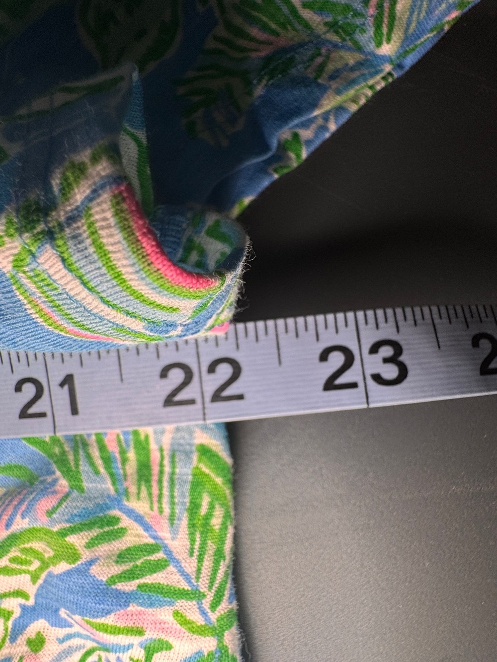 Lilly Pulitzer Via Parigi Print V-Neck Tee – Women’s XL - Picture 6 of 6